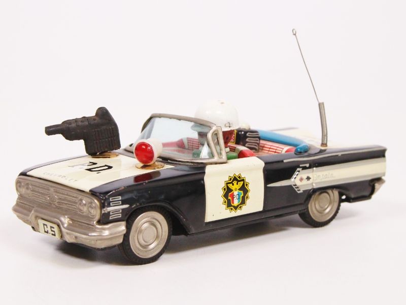 Vintage blikken police car van "ICHIKO"